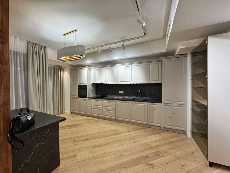 Iancu Nicolae, inchiriere ap. exclusivist.